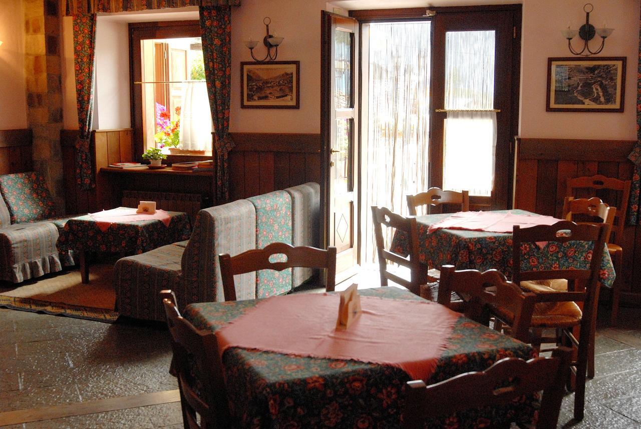 Hotel Locanda Grauson 코네 외부 사진